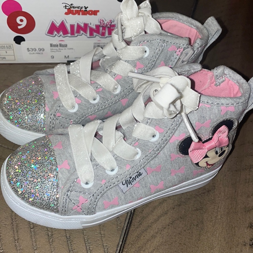 Light up HighToo Minnie Mouse shoes Disney